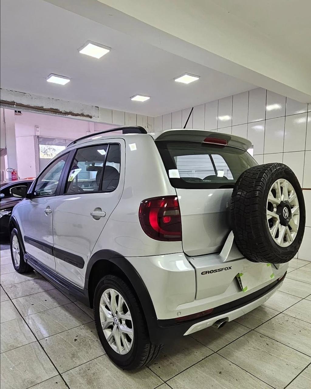 VW CROSSFOX 1.6 Mi TOTALFLEX 8V MANUAL 5P – 2014